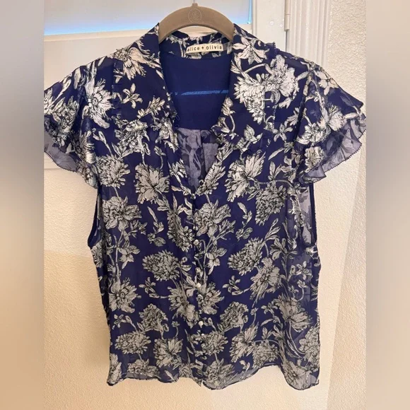 Alice + Olivia Navy and White Floral Sheer Short Sleeve Blouse - Picture 1 of 2
